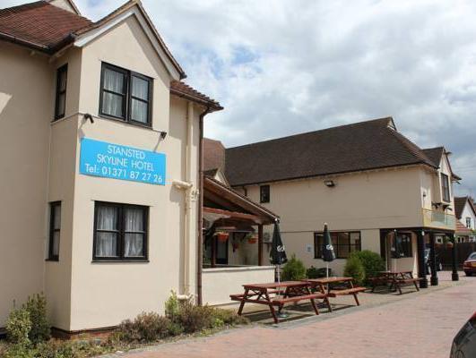 Stansted Skyline Hotel Great Dunmow Exteriör bild