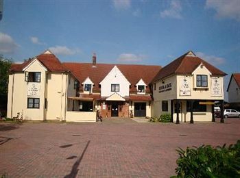 Stansted Skyline Hotel Great Dunmow Exteriör bild